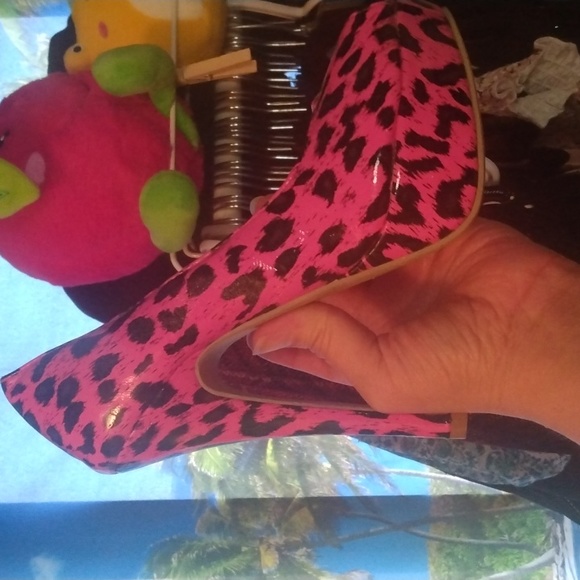 Ami clubwear pink leopard pattern heels sz 7 - Picture 5 of 17